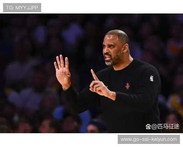 杜兰特接球点位不变，防守却来晚了